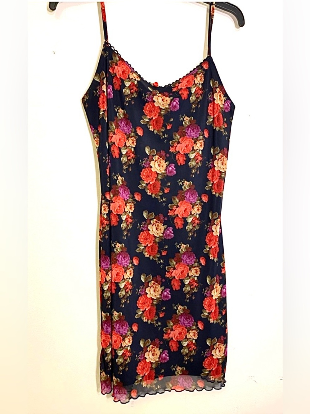 🔥Vintage Made in USA Scallop-Bottom, Lined but Nightie-Looking Dress